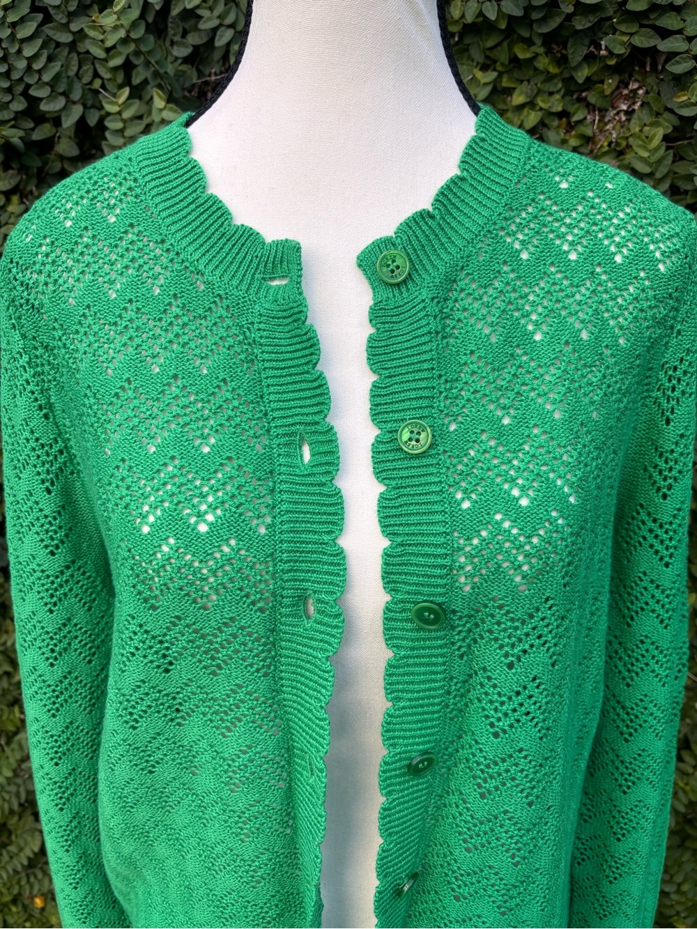 NWT J Crew Bright Large Scalloped Green Open-Knit Button Cardigan - Picture 3 of 6